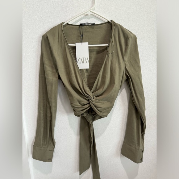Zara olive green, Long sleeve,  linen tie back crop top - Picture 1 of 7
